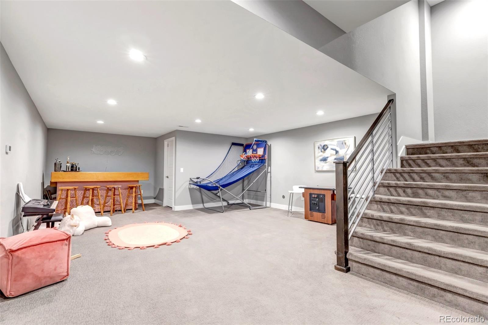 MLS Image #21 for 9232 e 53rd avenue,denver, Colorado