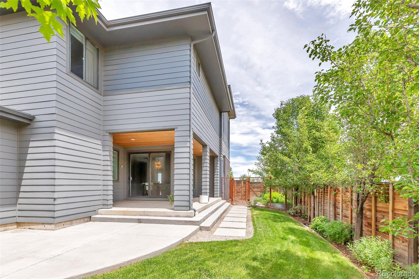 MLS Image #25 for 9232 e 53rd avenue,denver, Colorado