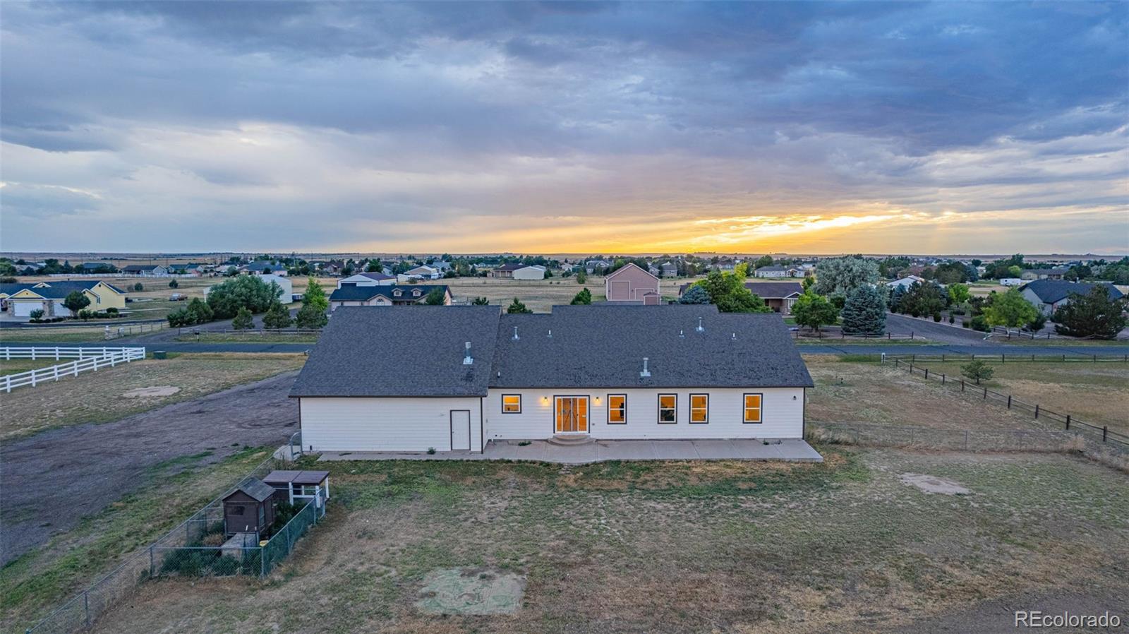 MLS Image #34 for 840  shoshone street,strasburg, Colorado