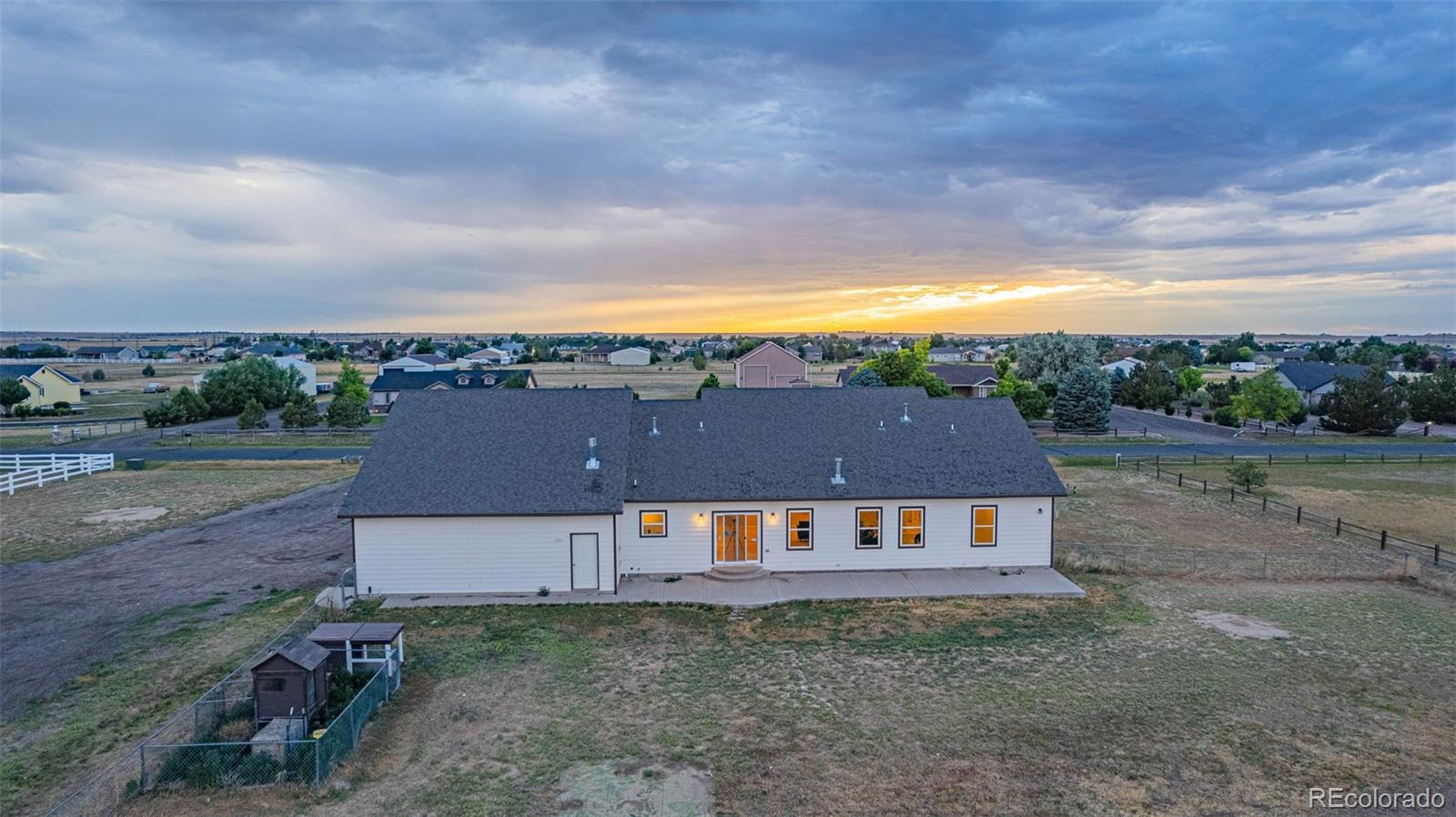 MLS Image #36 for 840  shoshone street,strasburg, Colorado