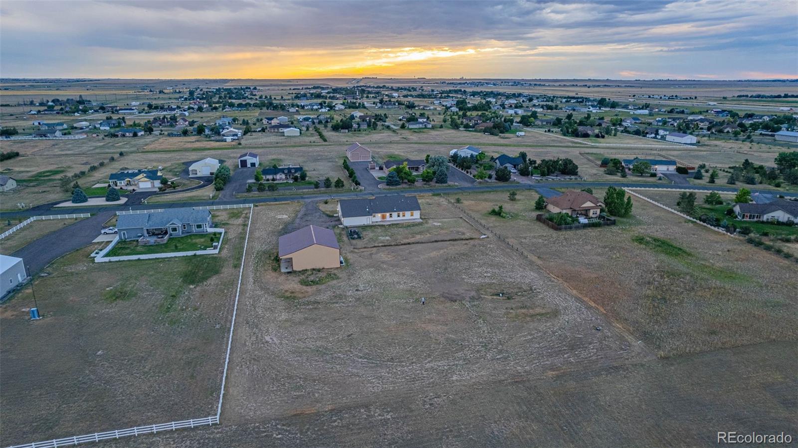 MLS Image #44 for 840  shoshone street,strasburg, Colorado