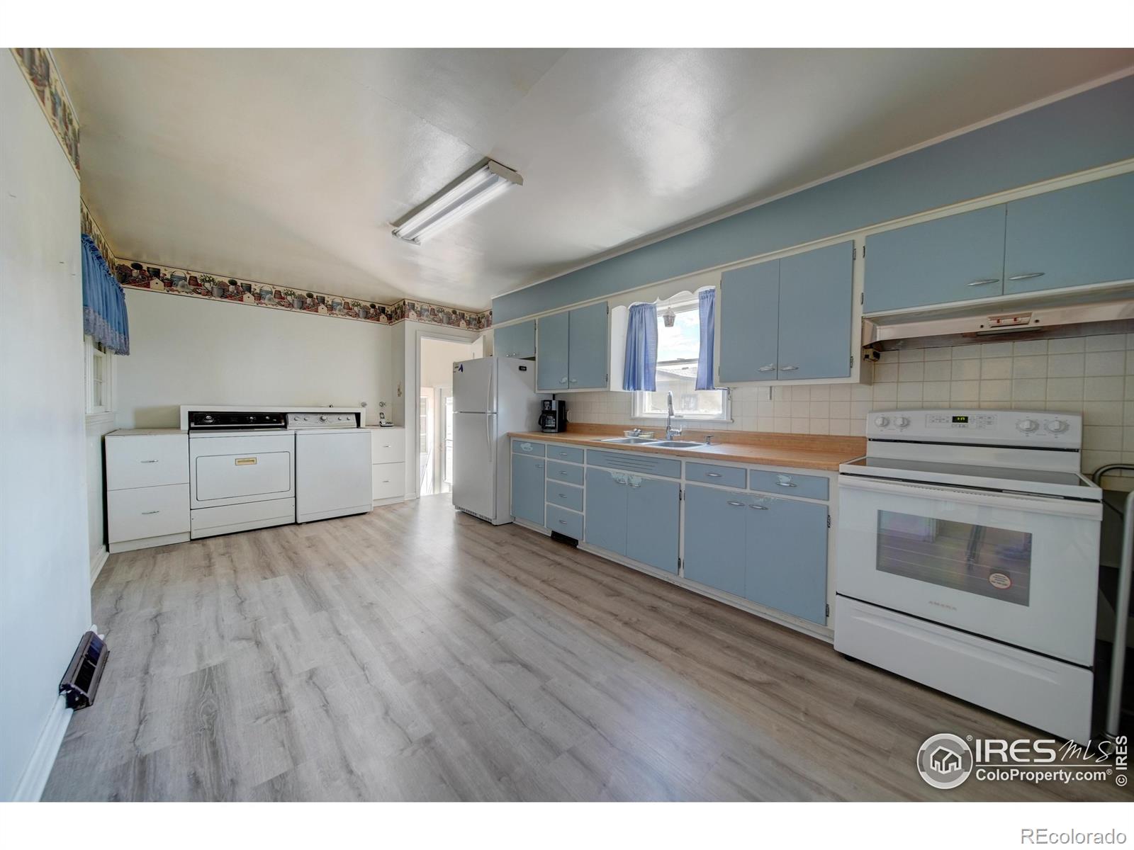 MLS Image #8 for 316  curry street,wiggins, Colorado