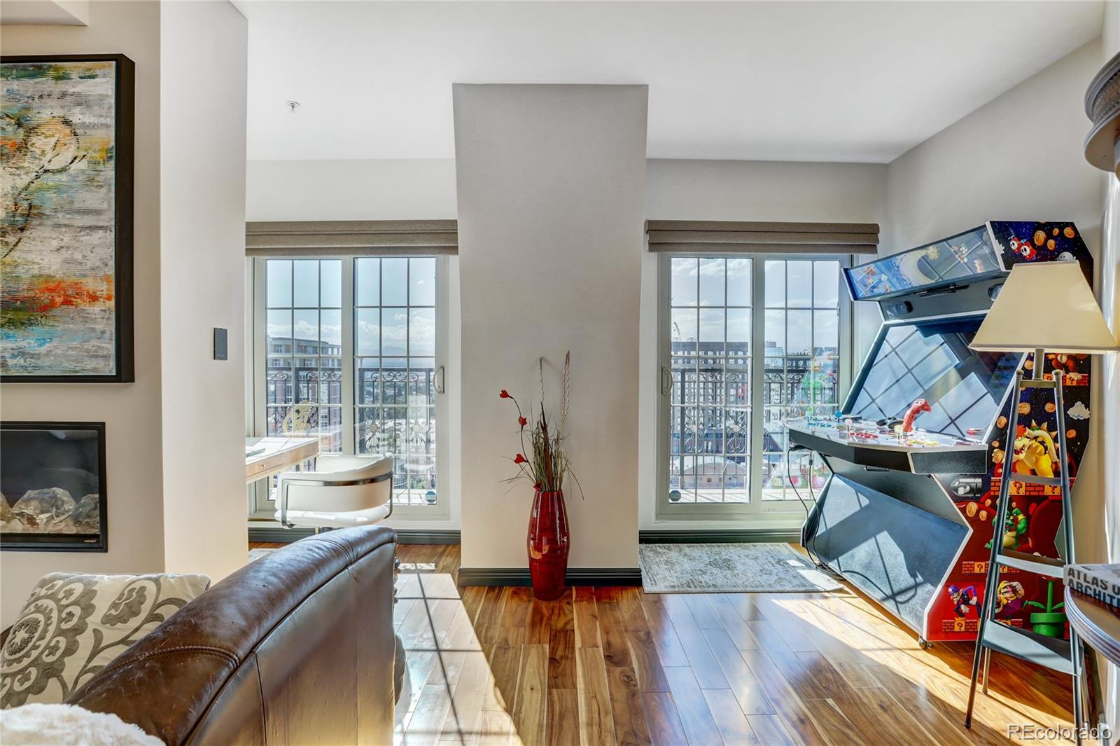 MLS Image #11 for 925 n lincoln street,denver, Colorado