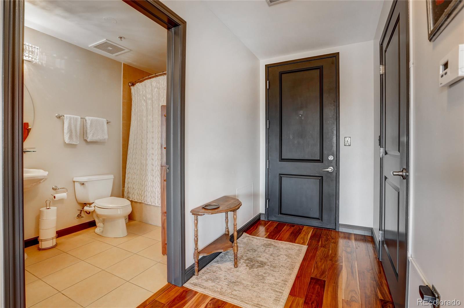 MLS Image #33 for 925 n lincoln street,denver, Colorado