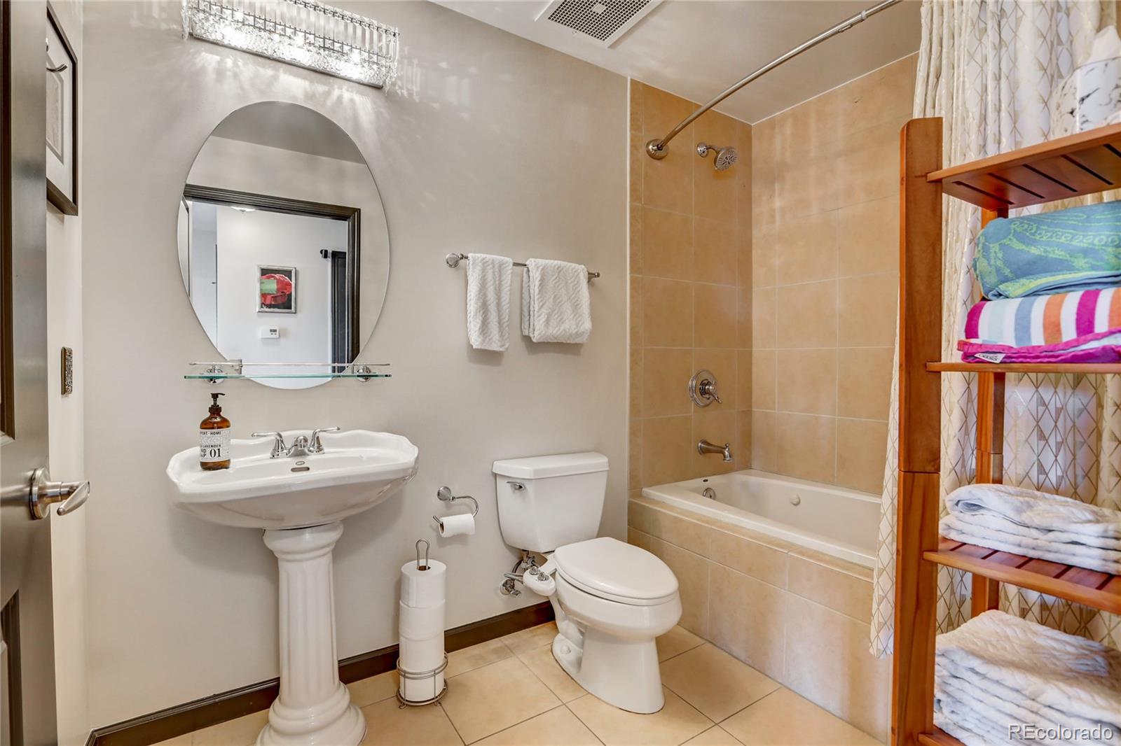 MLS Image #35 for 925 n lincoln street,denver, Colorado