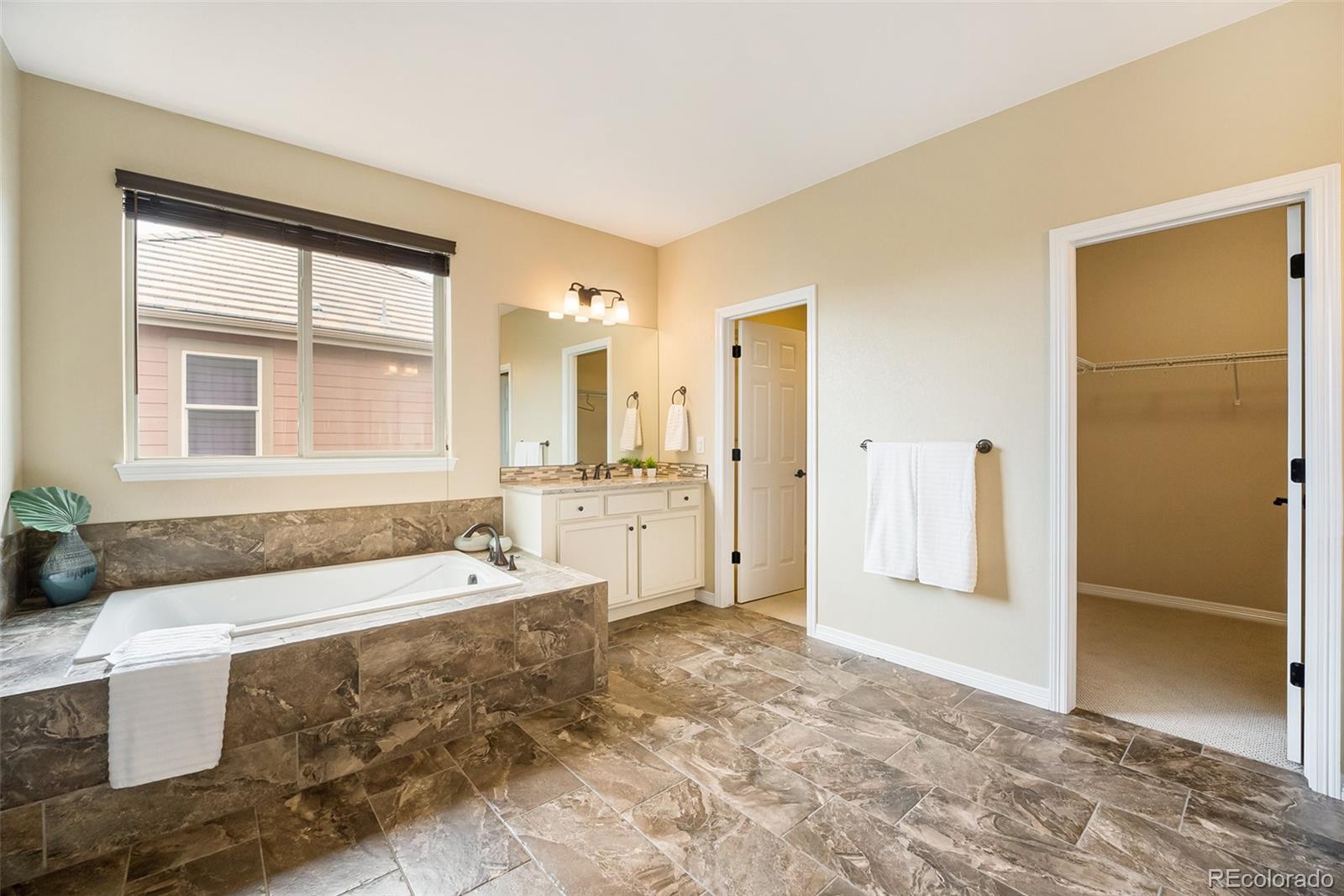 MLS Image #22 for 16016  swan mountain drive,broomfield, Colorado