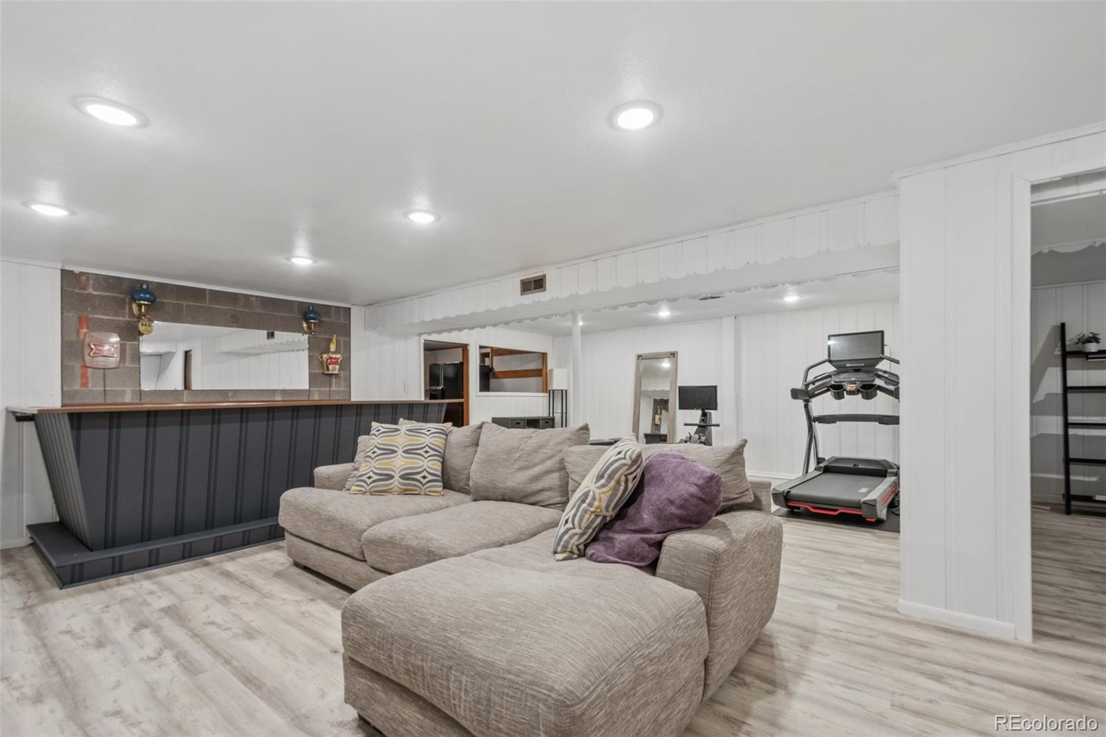 MLS Image #21 for 69 e 81st place,denver, Colorado