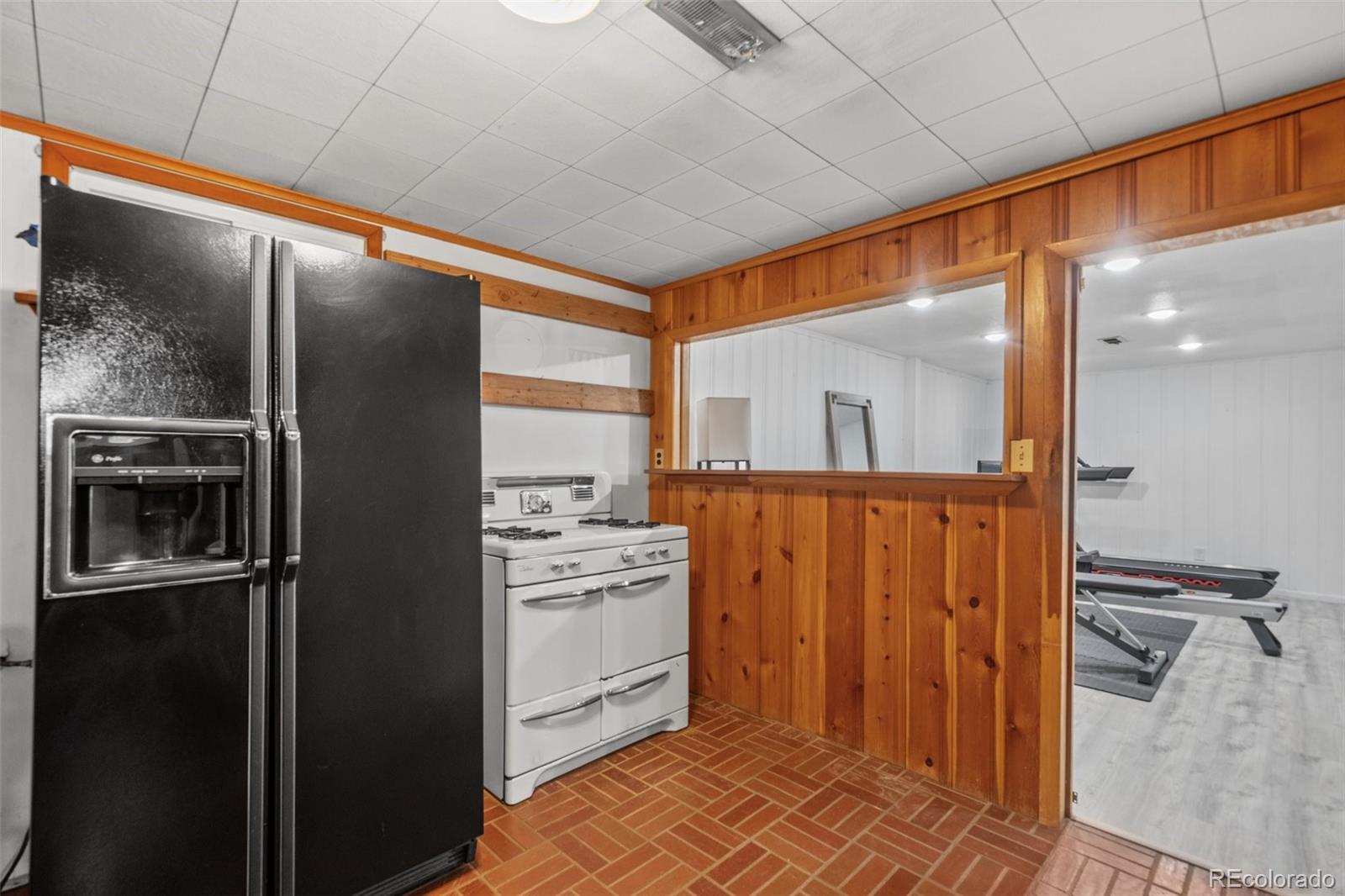 MLS Image #28 for 69 e 81st place,denver, Colorado