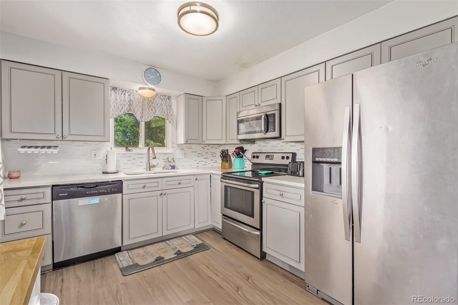 MLS Image #10 for 8366 w 77th way,arvada, Colorado