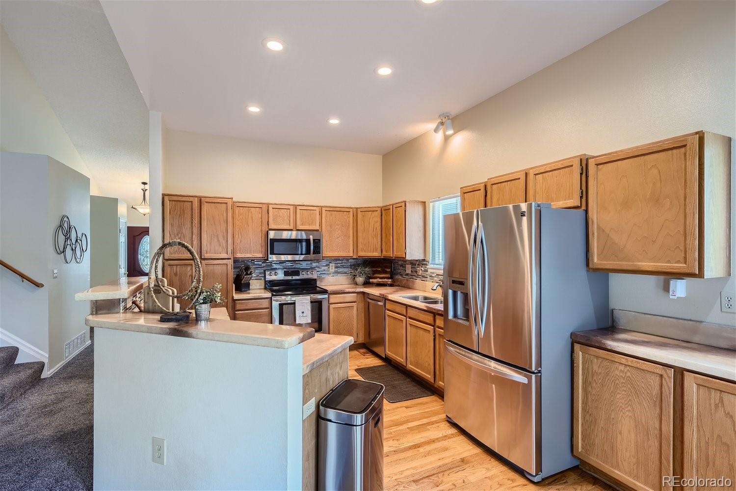 MLS Image #9 for 9823  foxhill circle,highlands ranch, Colorado