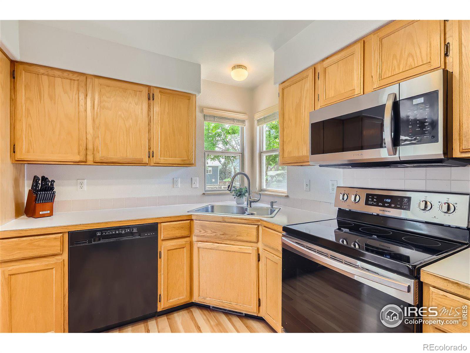 MLS Image #9 for 455  derry drive,fort collins, Colorado