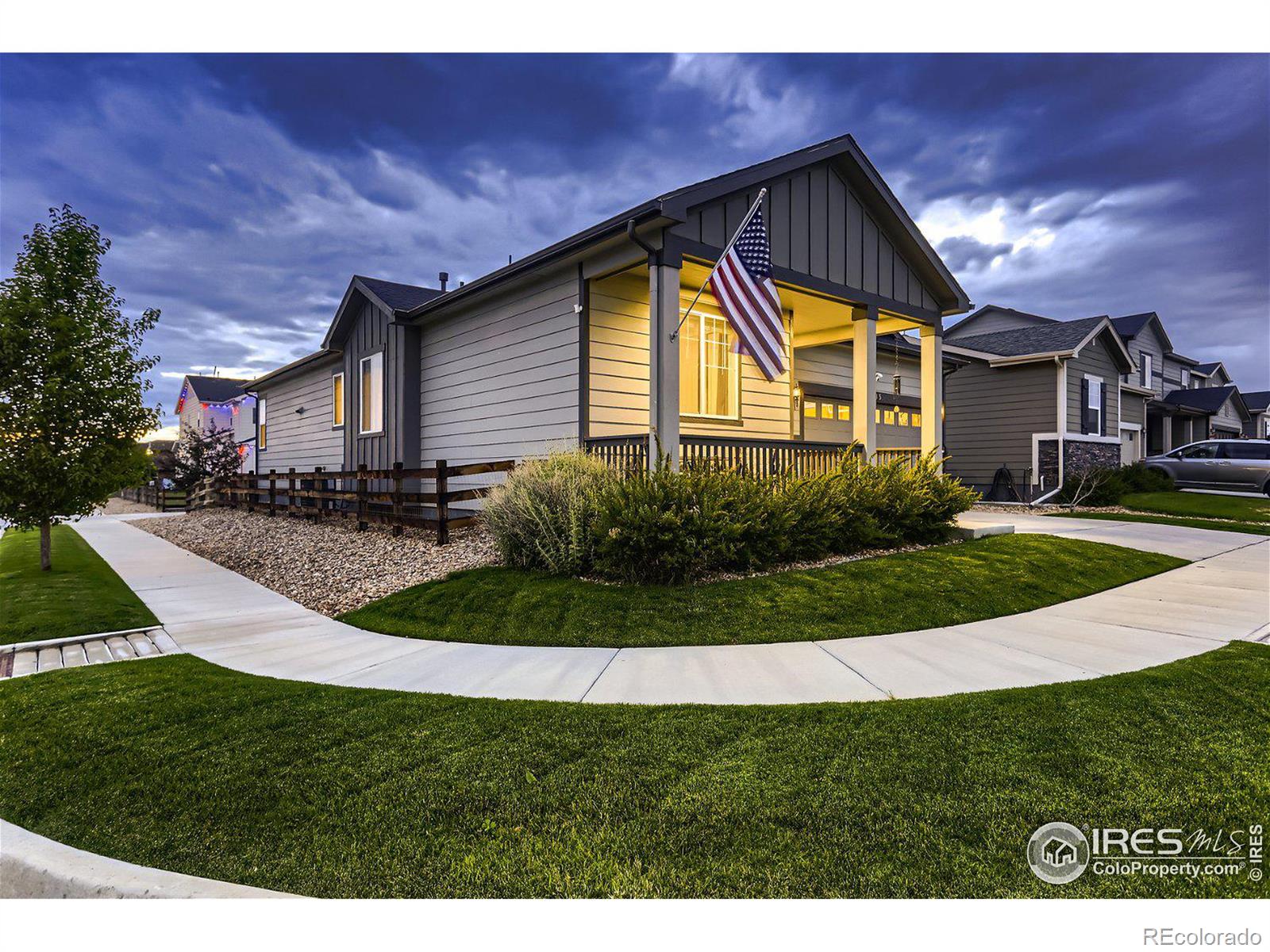 MLS Image #2 for 9903  truckee street,commerce city, Colorado