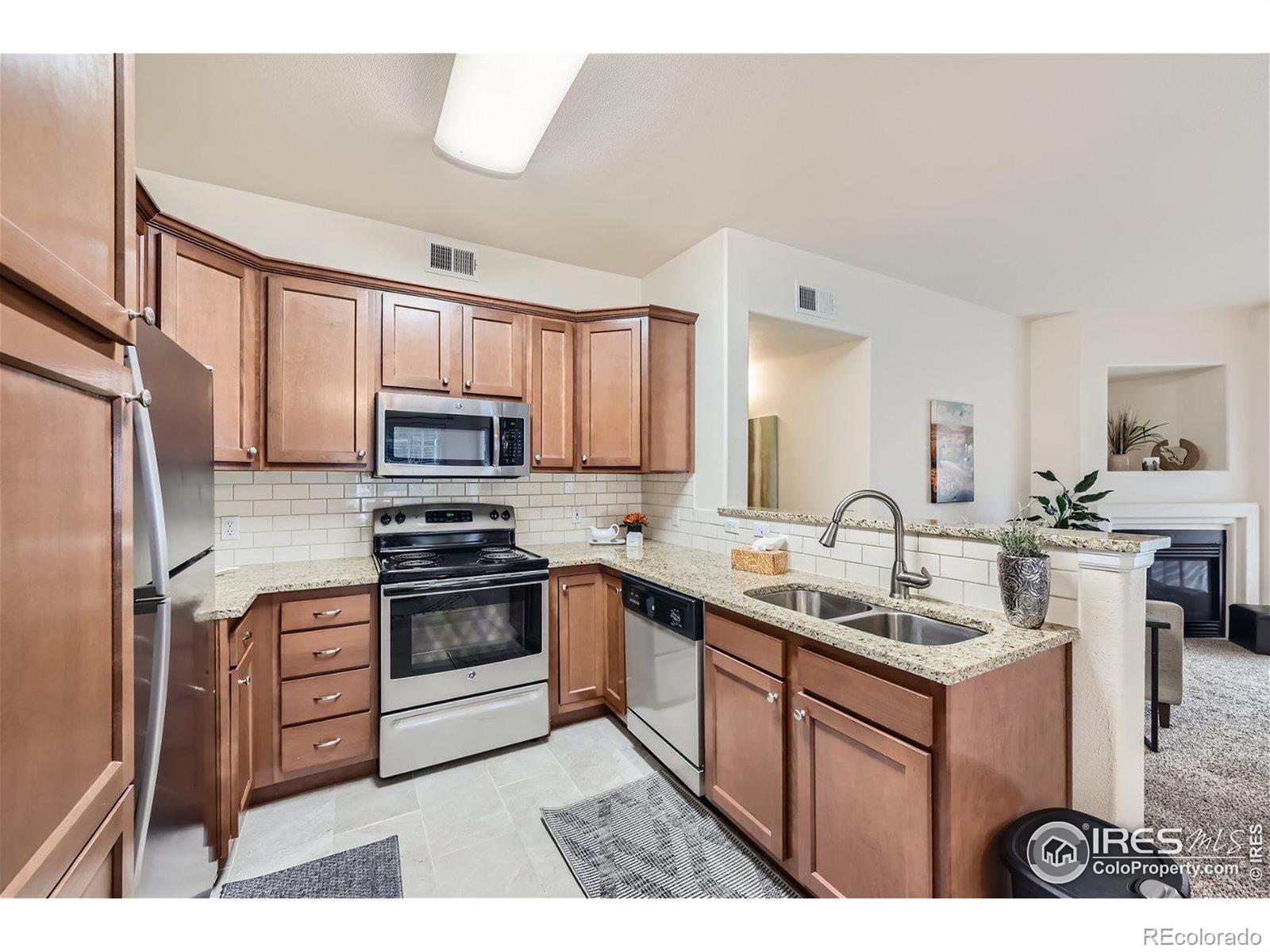 MLS Image #3 for 1116  opal street,broomfield, Colorado