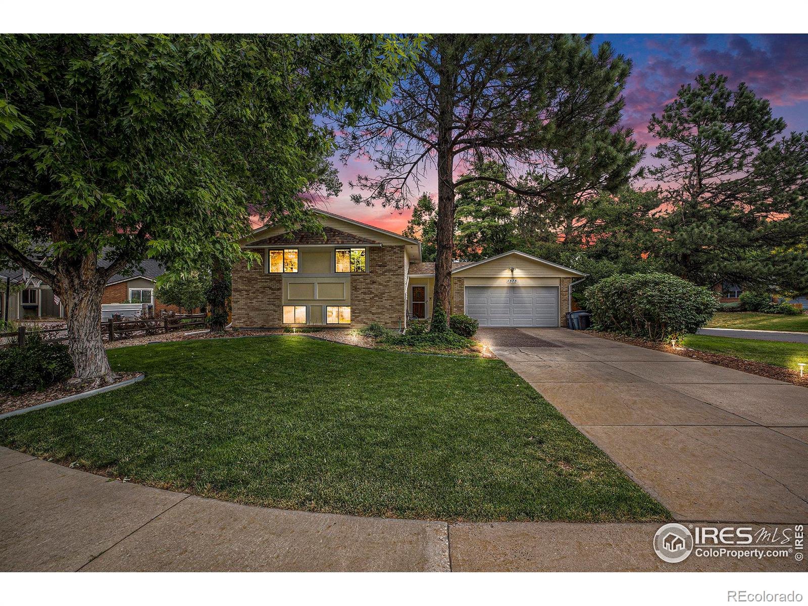 CMA Image for 7705 s madison circle,Centennial, Colorado