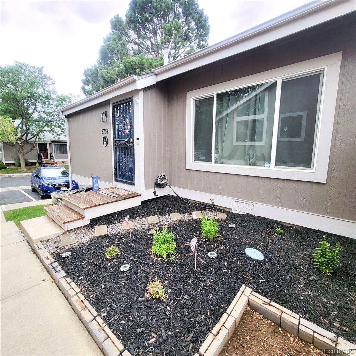 MLS Image #0 for 3752 s genoa circle,aurora, Colorado