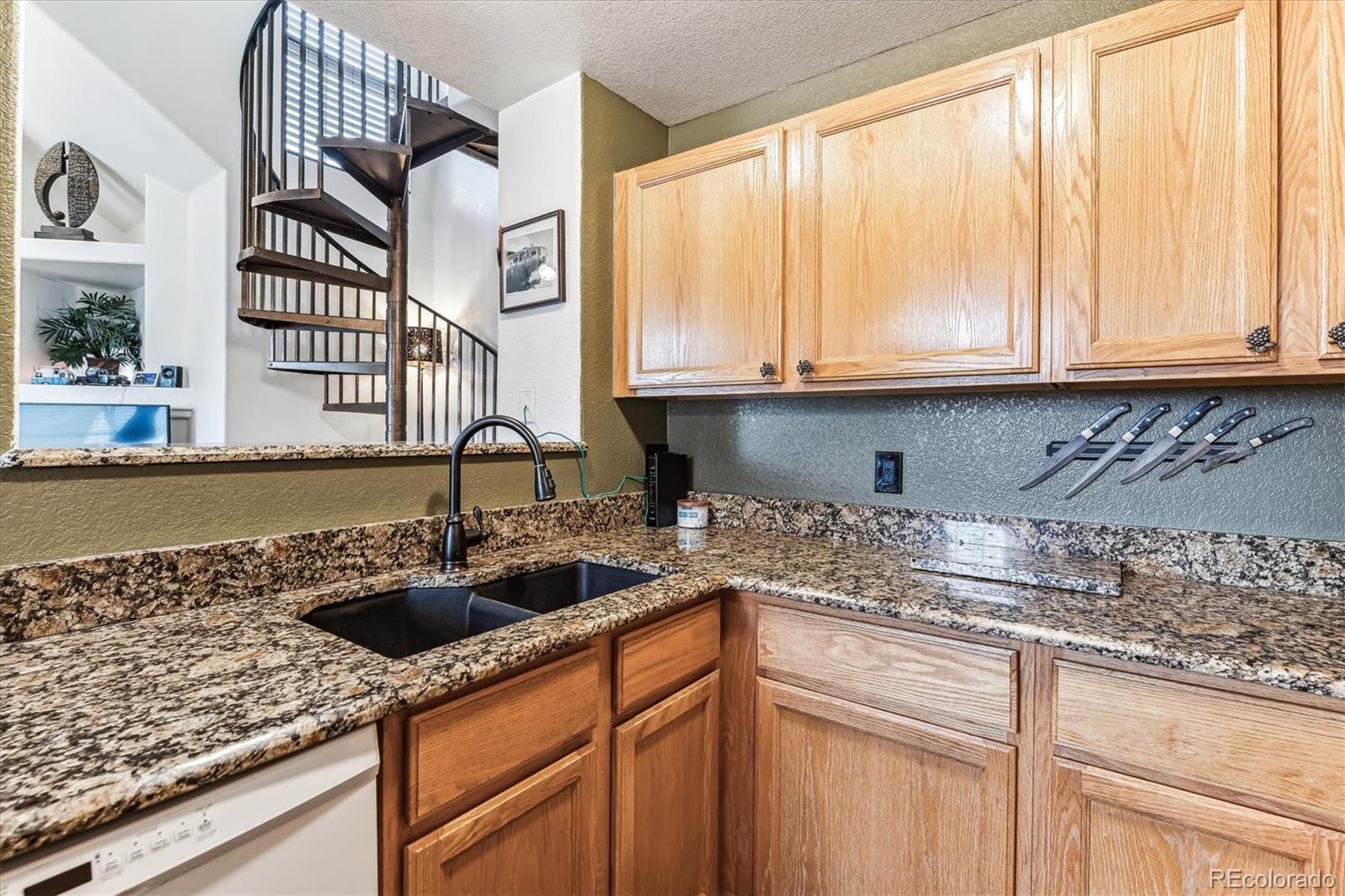 MLS Image #12 for 8371 s upham way,littleton, Colorado