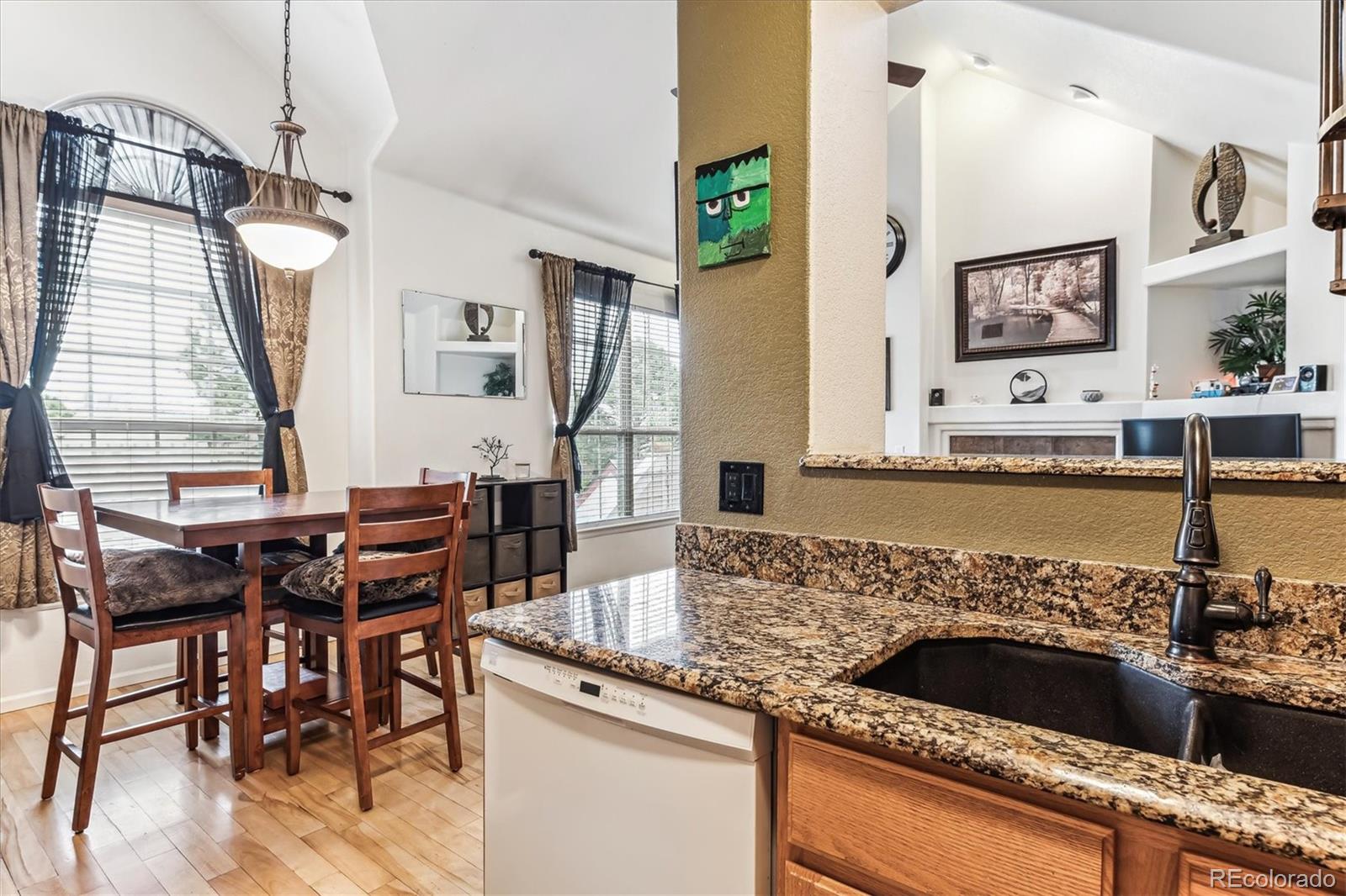 MLS Image #14 for 8371 s upham way,littleton, Colorado