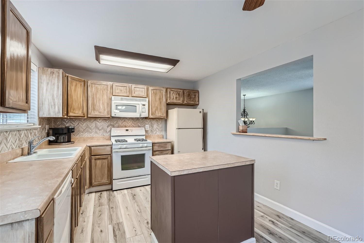 MLS Image #10 for 3847 e 116th avenue,thornton, Colorado