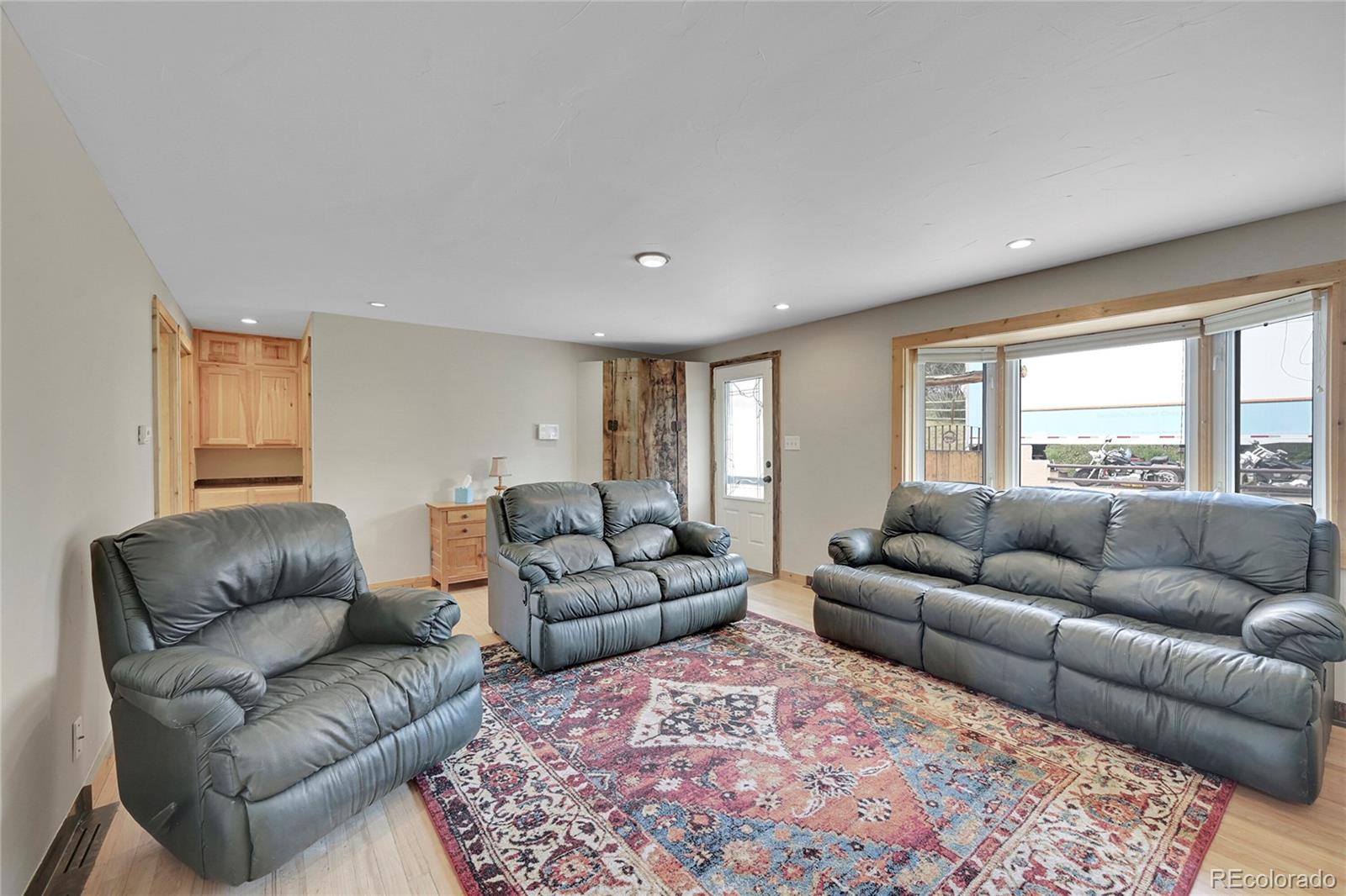 MLS Image #4 for 4377  comanche road,indian hills, Colorado