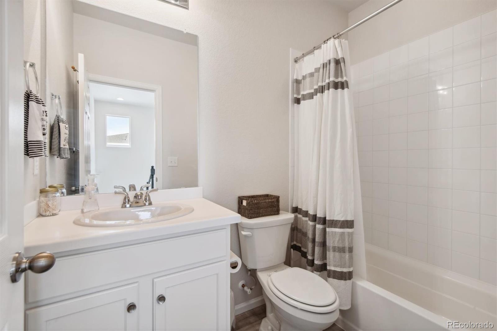 MLS Image #14 for 60 s trussville street,aurora, Colorado