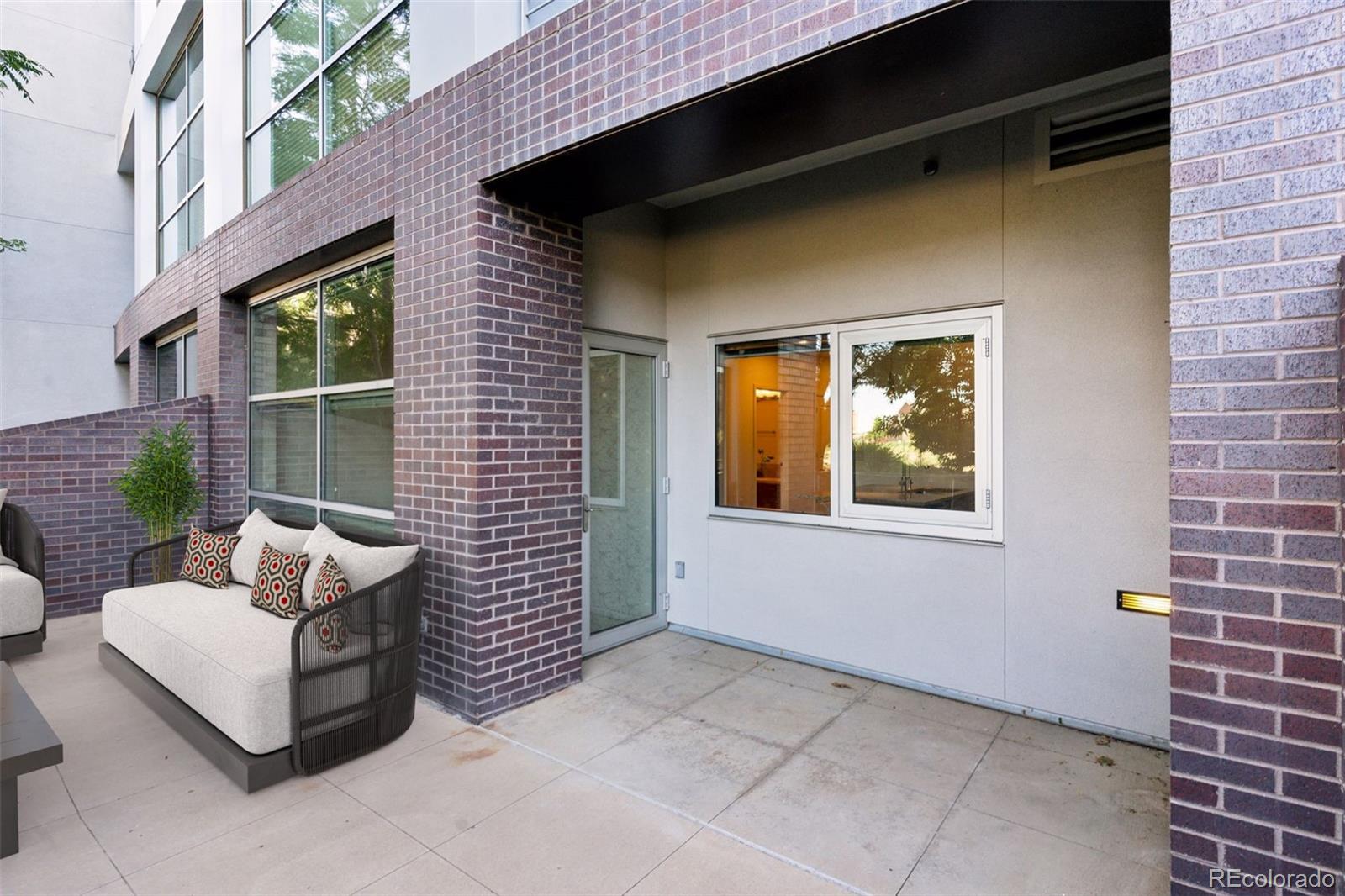 MLS Image #15 for 2958  syracuse street 106,denver, Colorado