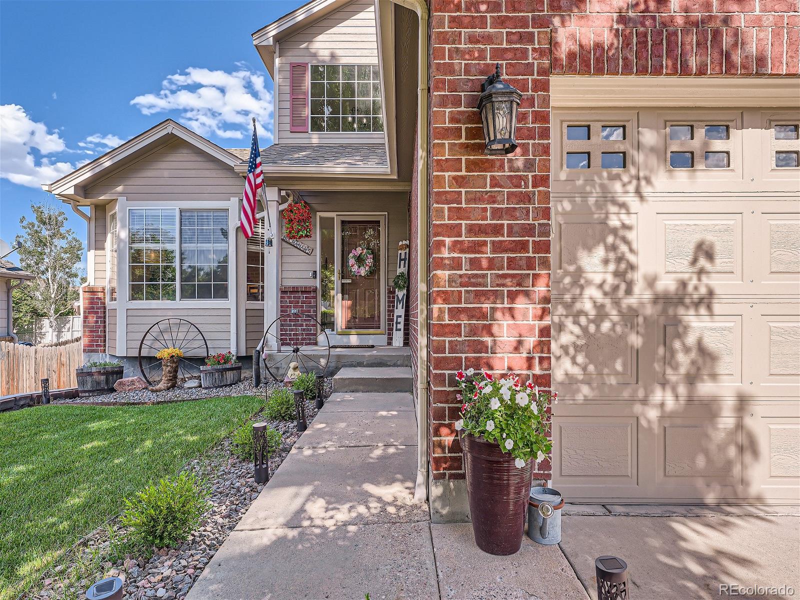 MLS Image #2 for 5550  oak court,arvada, Colorado