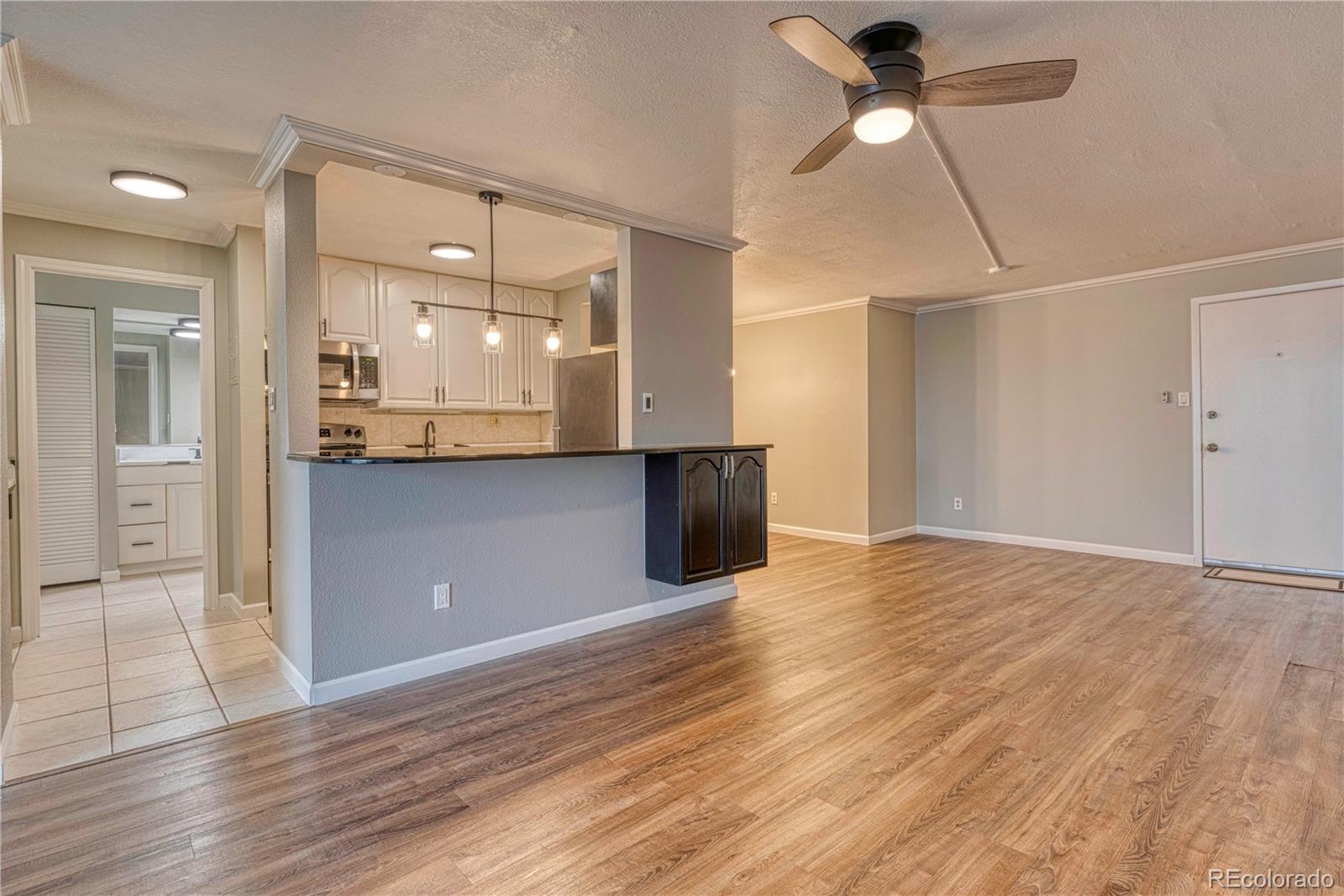 MLS Image #7 for 2  adams street,denver, Colorado