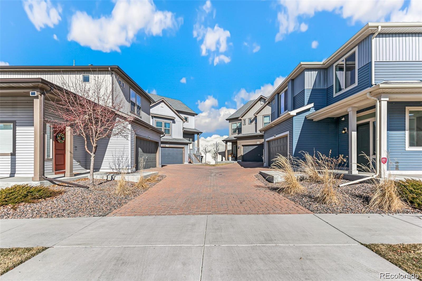 MLS Image #2 for 17969 e 54 avenue,denver, Colorado