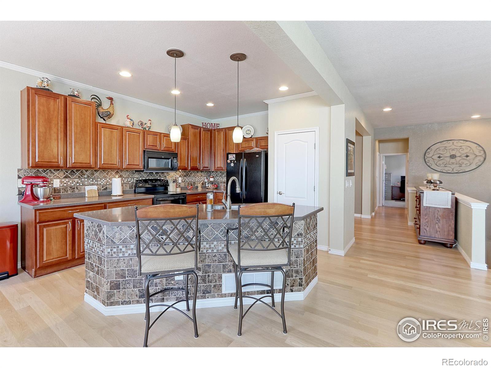 MLS Image #7 for 12290  village circle,commerce city, Colorado