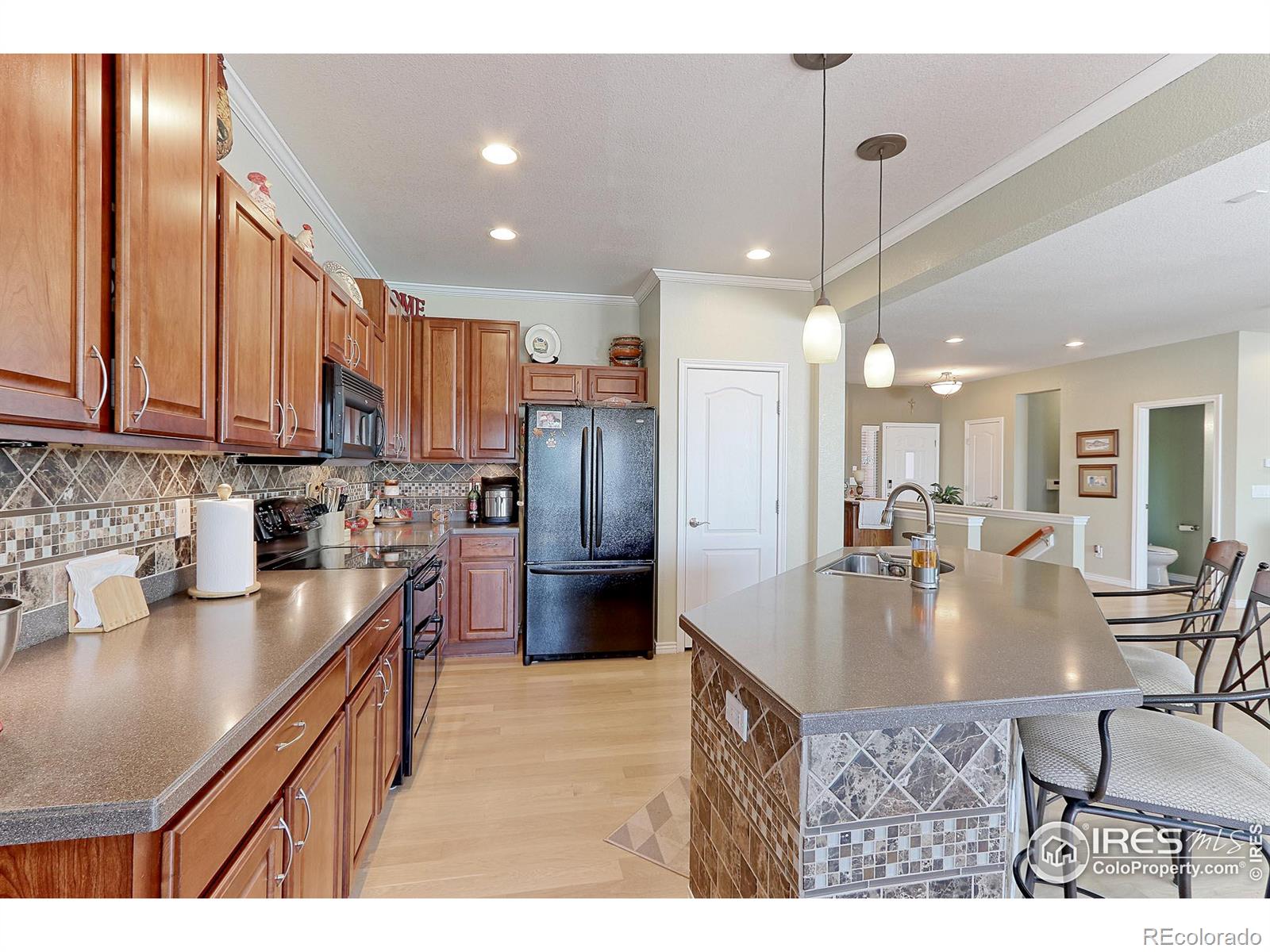 MLS Image #9 for 12290  village circle,commerce city, Colorado