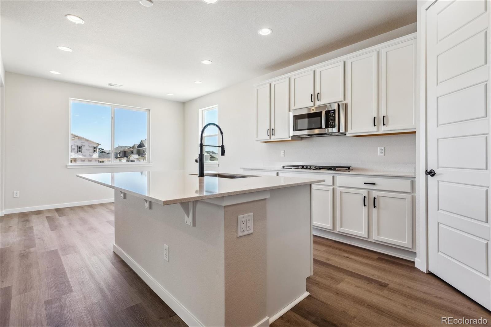 MLS Image #10 for 8394  cokedale drive,littleton, Colorado