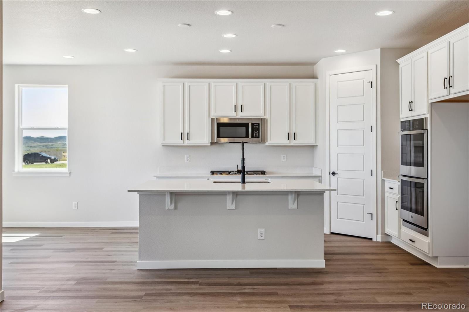 MLS Image #2 for 8394  cokedale drive,littleton, Colorado