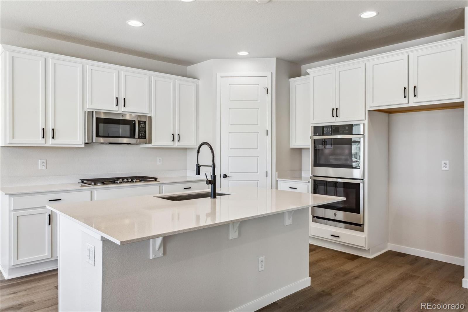 MLS Image #3 for 8394  cokedale drive,littleton, Colorado