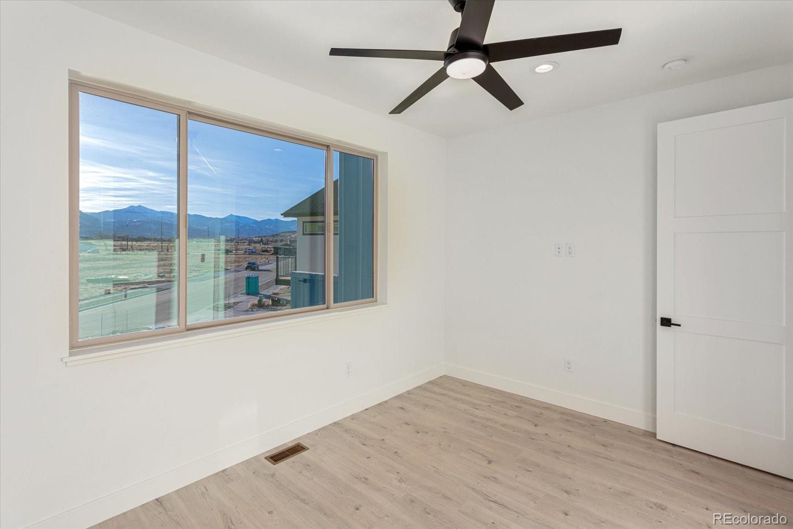 MLS Image #18 for 126  cotopaxi lane,salida, Colorado