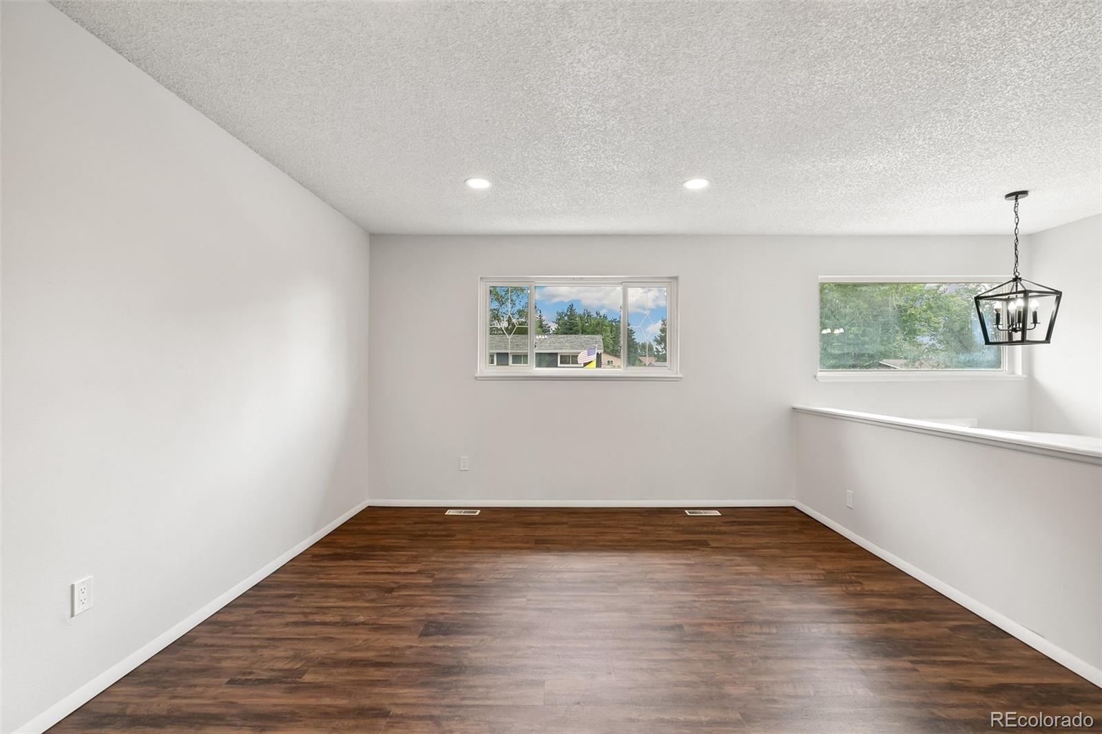 MLS Image #3 for 2260  fernwood drive,colorado springs, Colorado