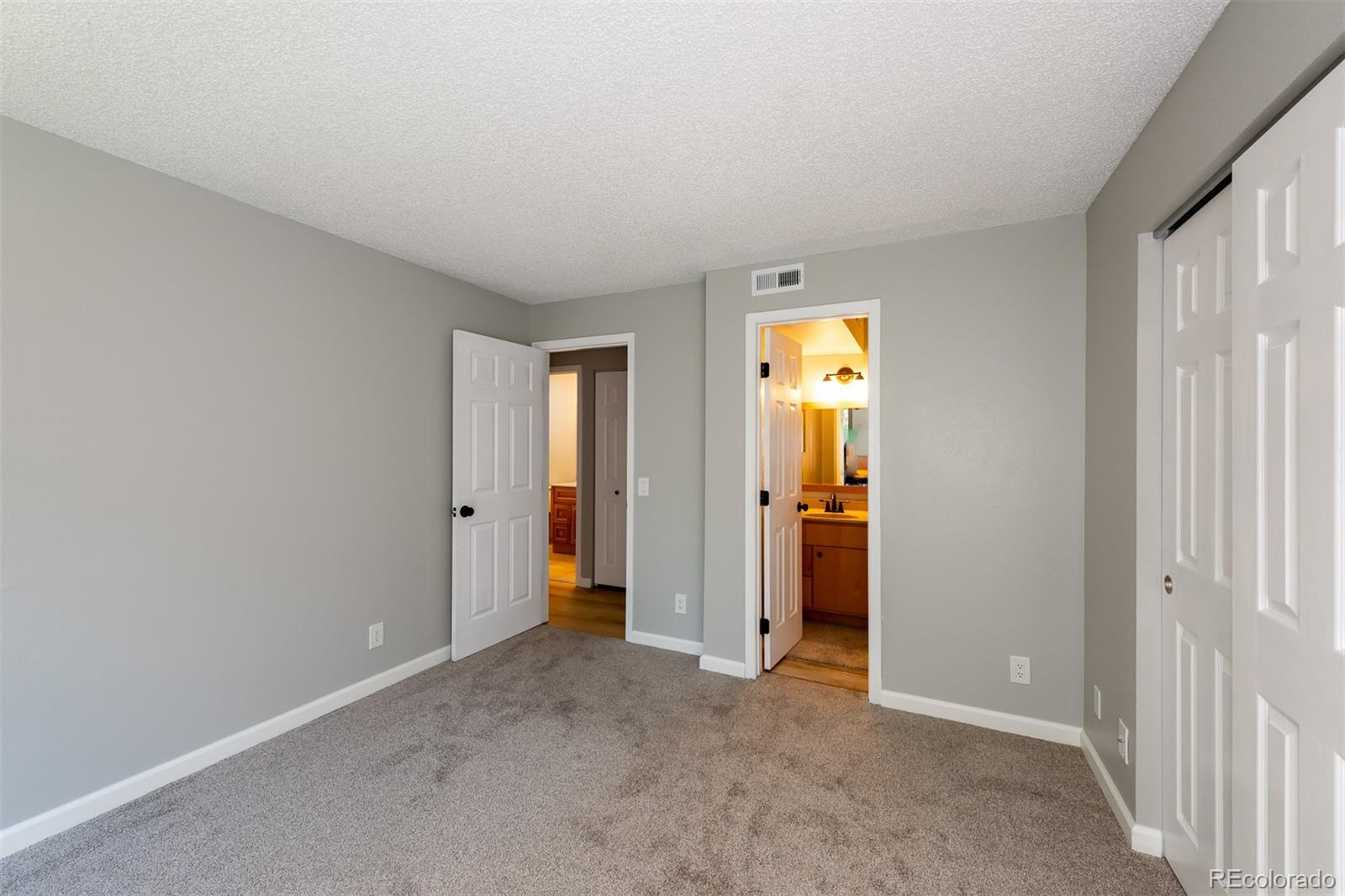 MLS Image #9 for 1074 s dearborn street,aurora, Colorado