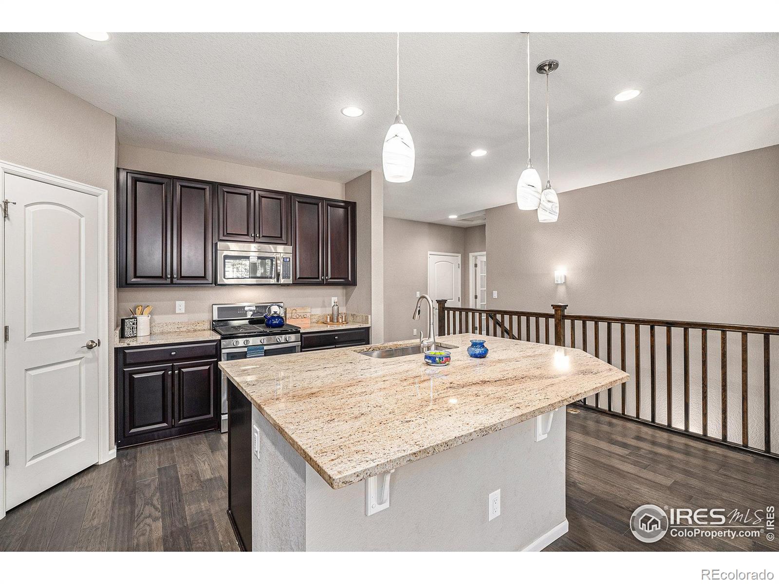 MLS Image #5 for 15665  columbine street,thornton, Colorado