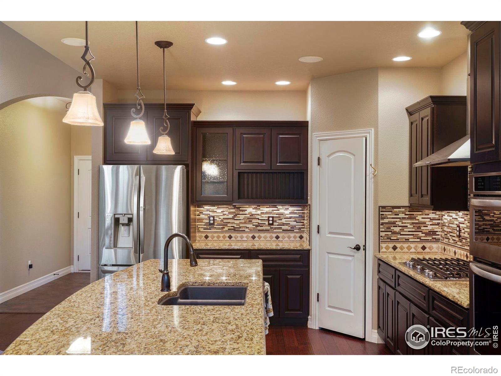 MLS Image #6 for 5230  apricot court,loveland, Colorado