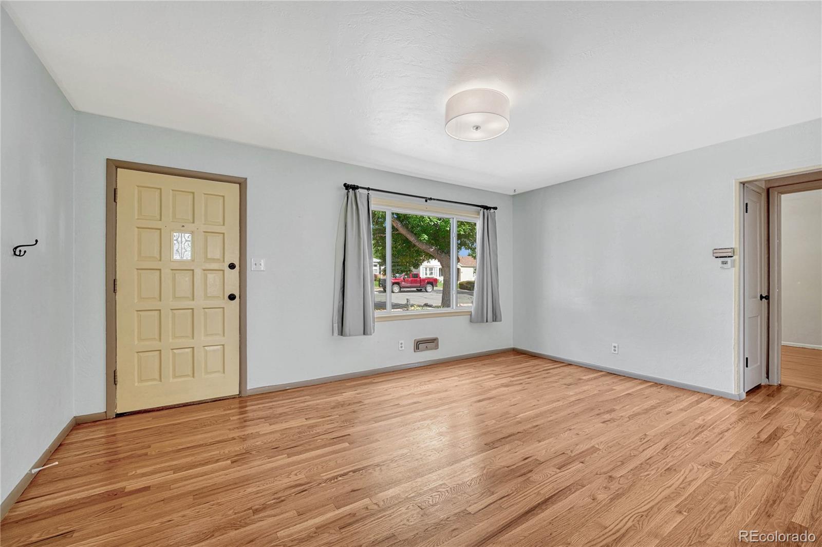 MLS Image #5 for 2310 n logan avenue,colorado springs, Colorado