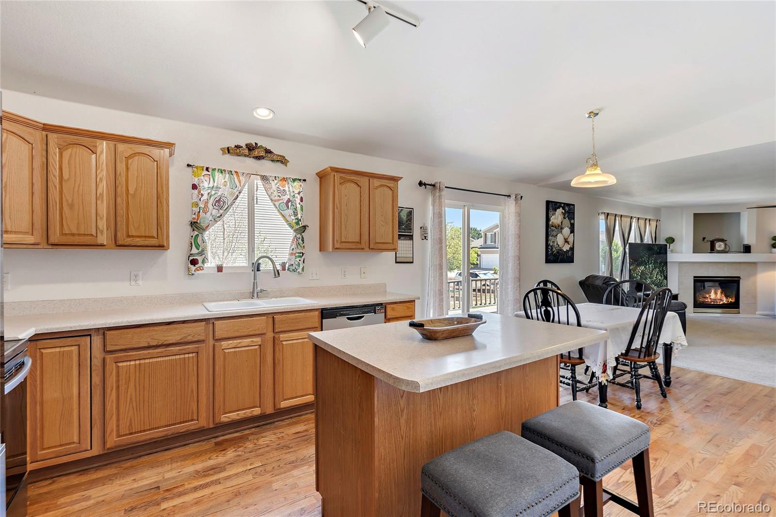 MLS Image #9 for 9589  lark court,littleton, Colorado