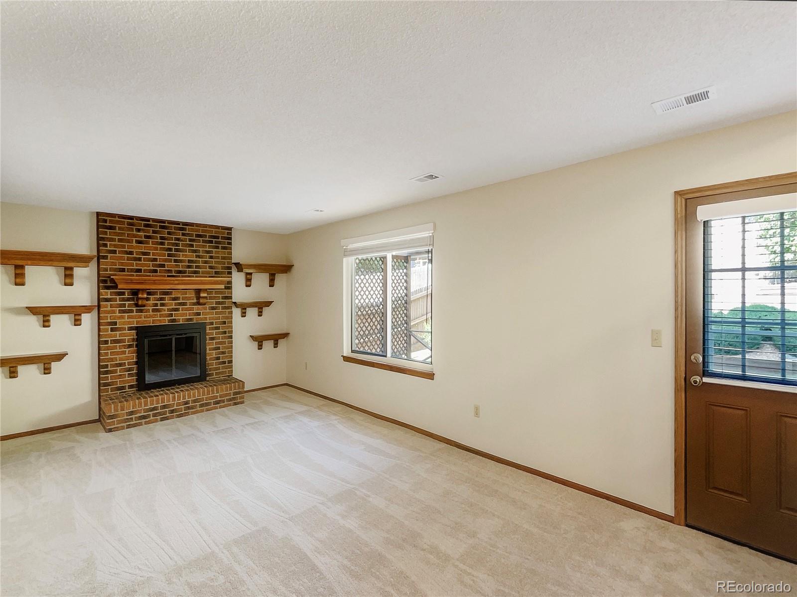 MLS Image #2 for 3844 s bahama street,aurora, Colorado