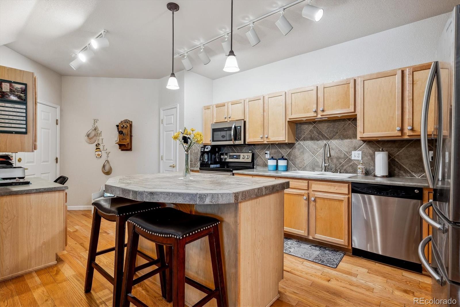 MLS Image #13 for 7190 s wenatchee` way,aurora, Colorado