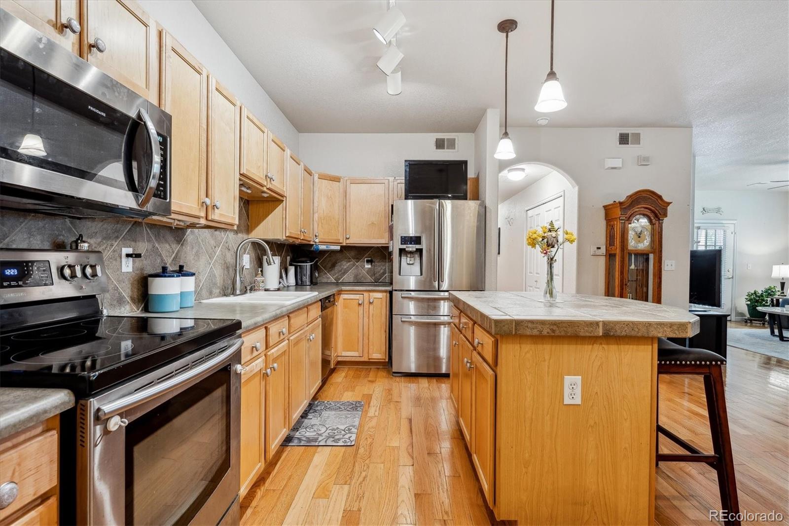 MLS Image #16 for 7190 s wenatchee` way,aurora, Colorado