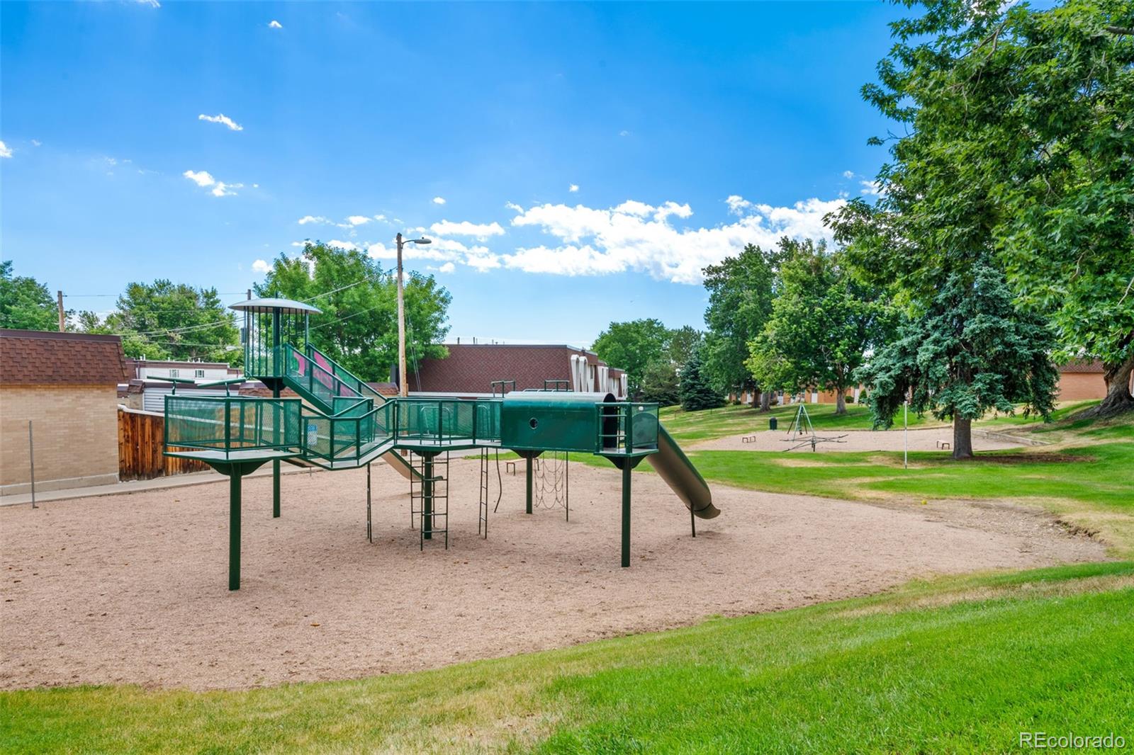 MLS Image #19 for 521 s xenon court 521,lakewood, Colorado