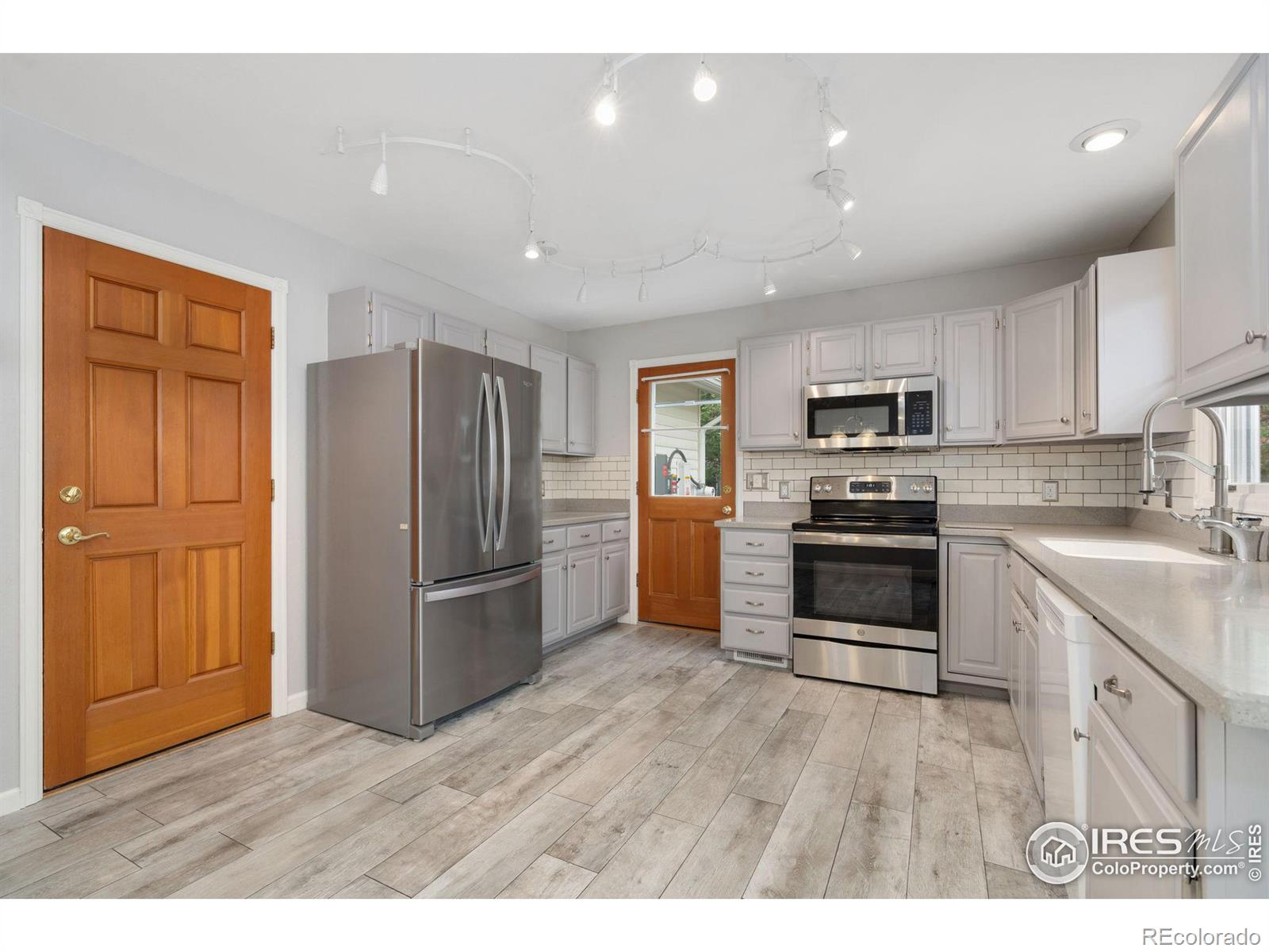 MLS Image #7 for 804  alyson drive,fort collins, Colorado