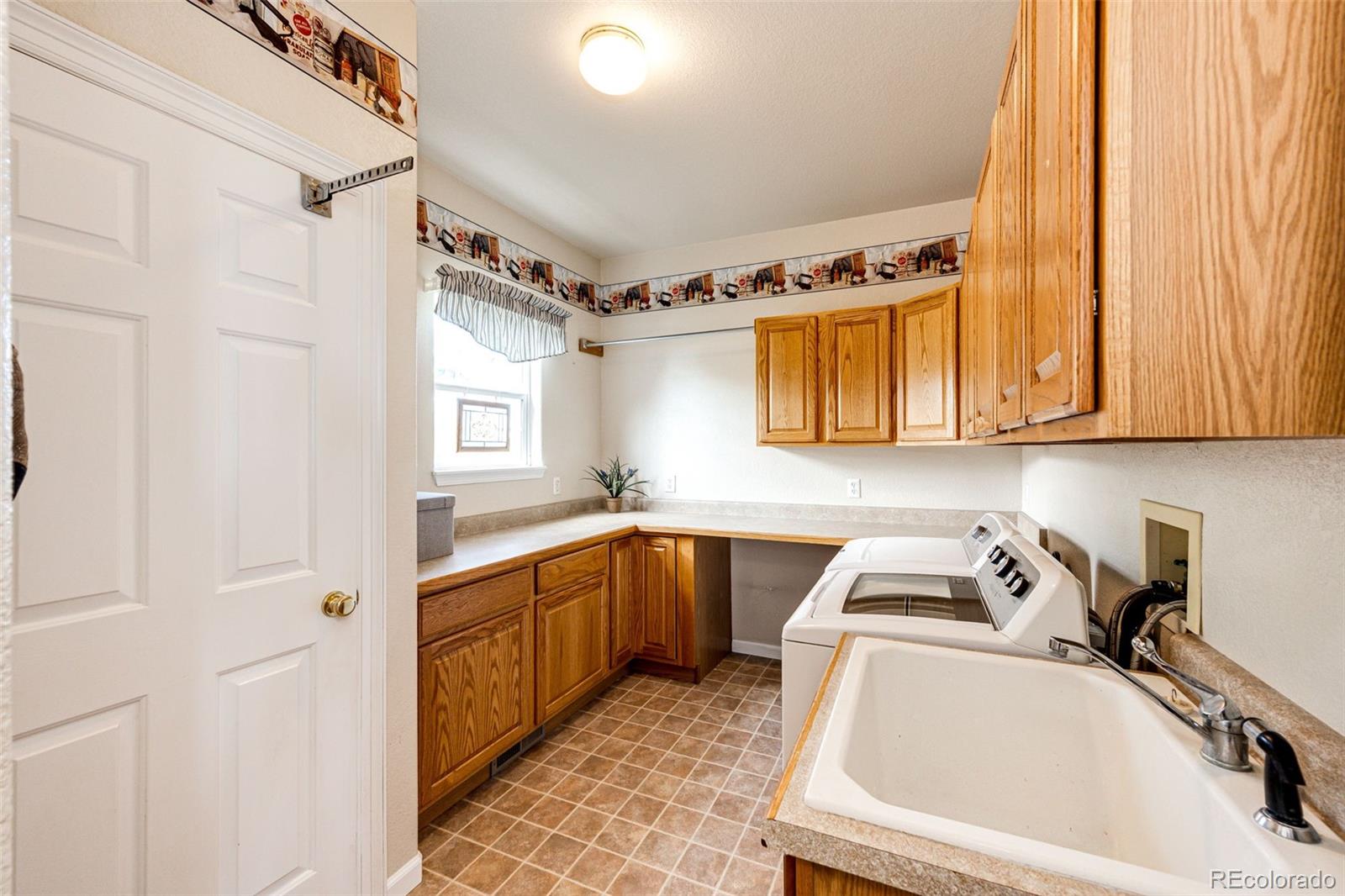 MLS Image #20 for 4256  defoe street,strasburg, Colorado