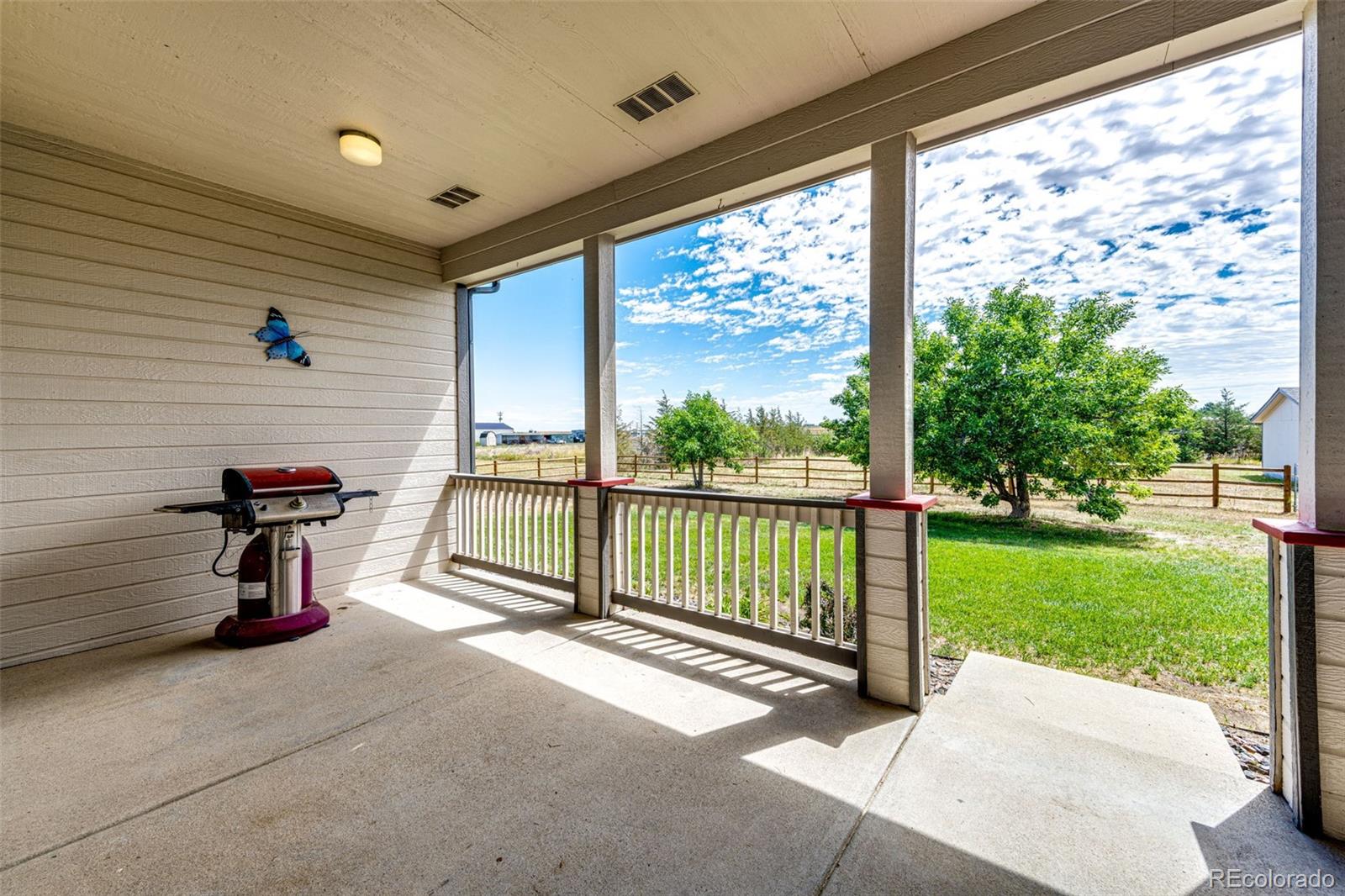 MLS Image #34 for 4256  defoe street,strasburg, Colorado