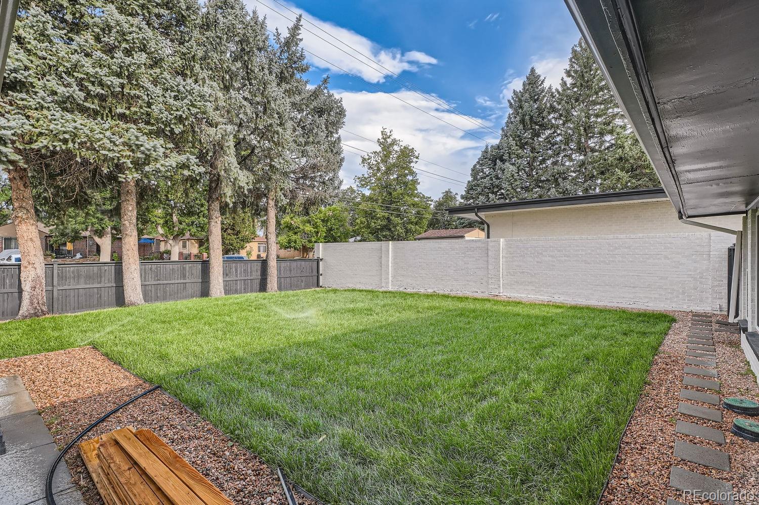 MLS Image #27 for 2940 n monaco parkway,denver, Colorado