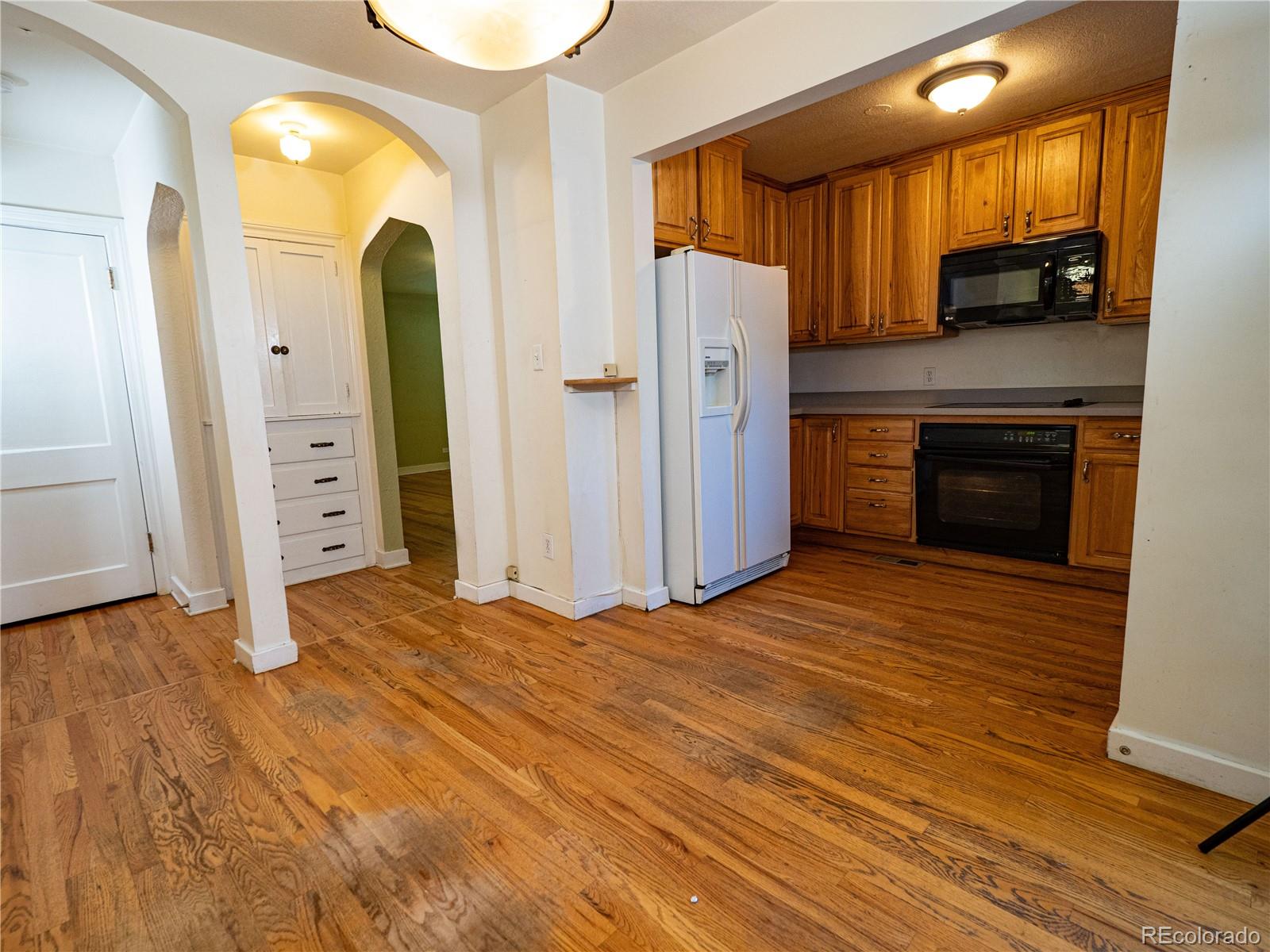 MLS Image #11 for 2488 s columbine street,denver, Colorado