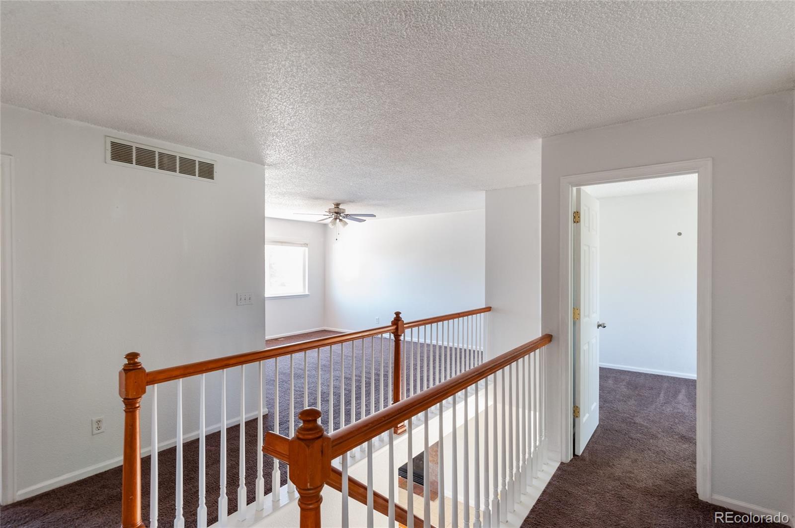 MLS Image #13 for 21541 e 40th avenue,denver, Colorado